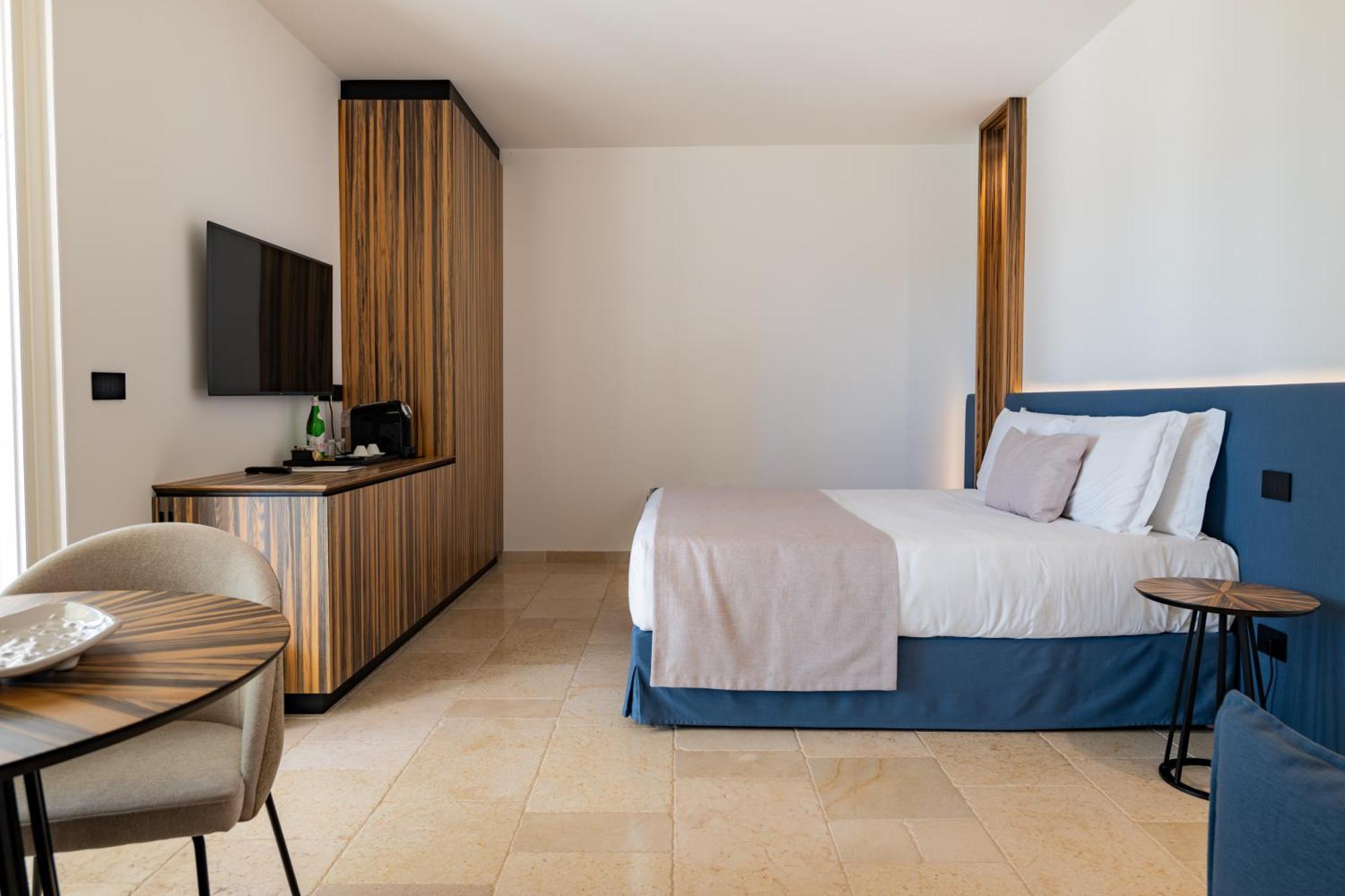 치스테르니노 Essenza Relais Contemporaneo B&B 외부 사진