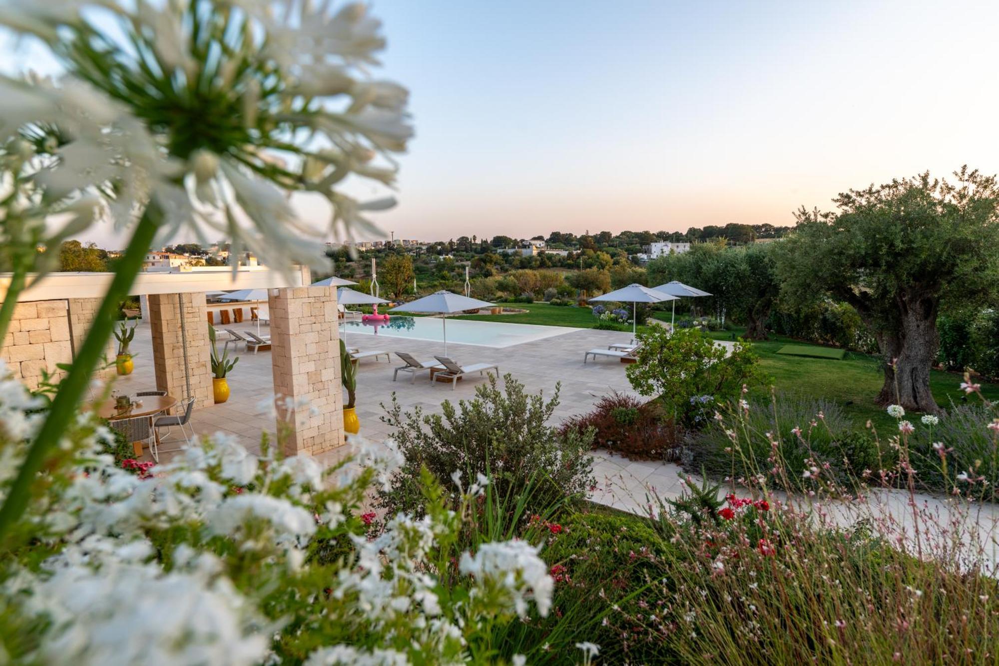 치스테르니노 Essenza Relais Contemporaneo B&B 외부 사진